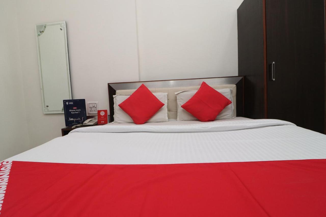 Oyo 24723 Hotel Atul Palace อัครา ภายนอก รูปภาพ